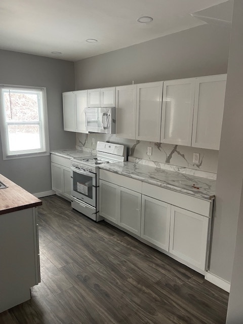 Building Photo - 1438 E 45th St