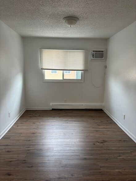 Living Room - CR Legacy