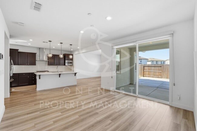 Building Photo - Executive 4-Bedroom Home with Loft in Twelve Bridges