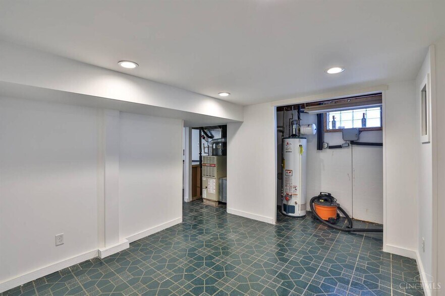 Building Photo - 4481 Hunt Rd