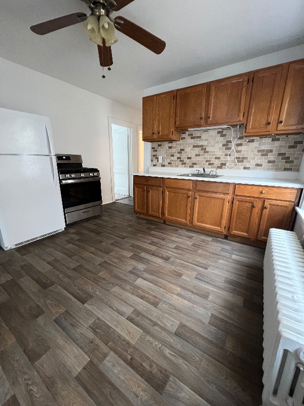 Building Photo - 736 N Pearl St