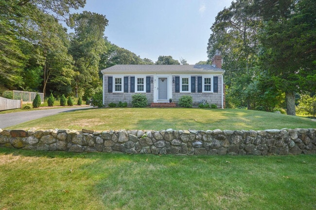 Building Photo - 31 Garrison Rd