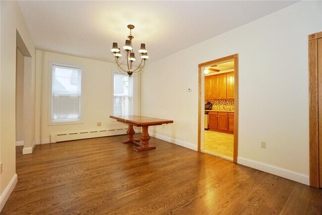 Building Photo - 556 81st St