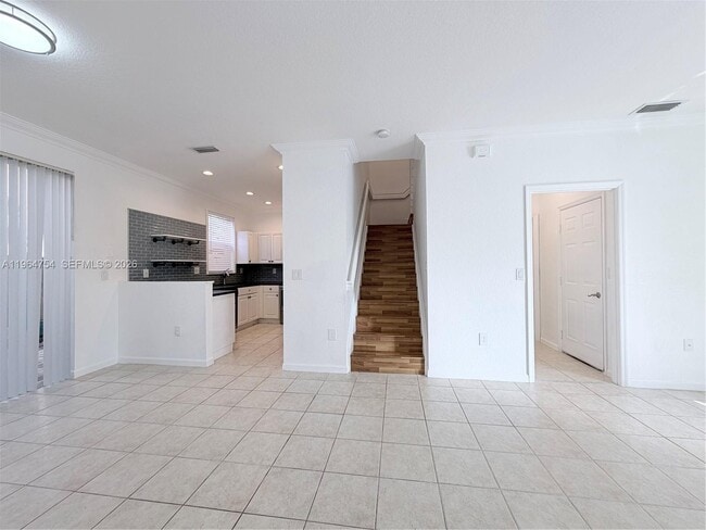 Building Photo - 792 NW 170th Terrace