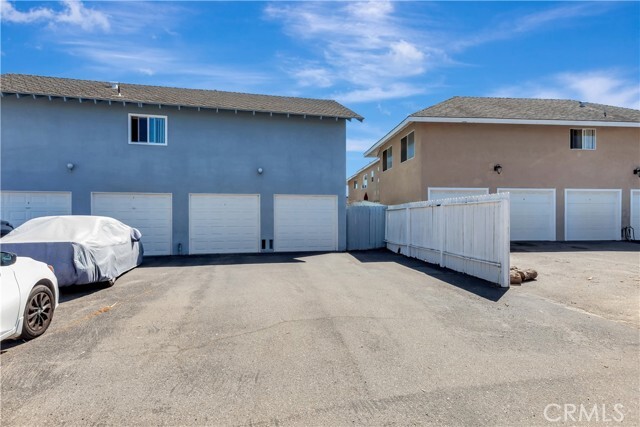 Building Photo - 24511 Alta Vista Dr