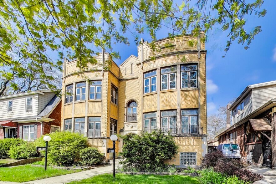 Building Photo - 8152 S Merrill Ave