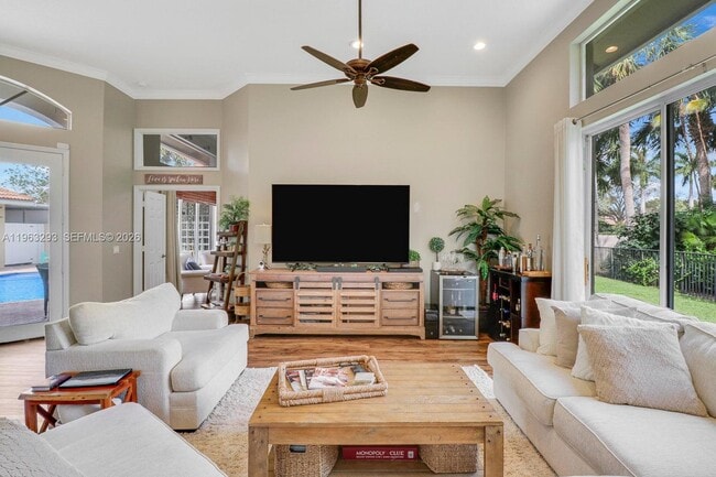 Building Photo - 6995 Cypress Cove Cir