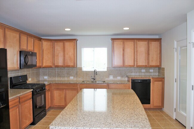 Building Photo - 213 Paint Creek Ln