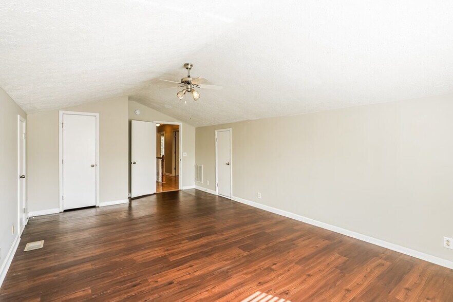 Building Photo - 3112 Chambley Ct