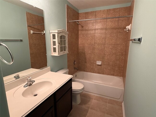 Building Photo - 9403 Sunflower Ridge Ln