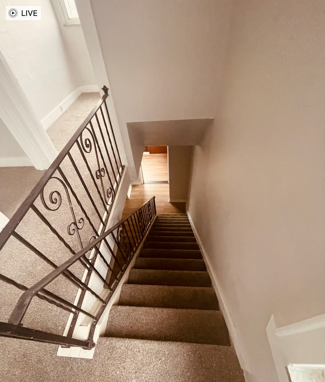 Building Photo - 3 Bed 1 Bath Munhall Pa