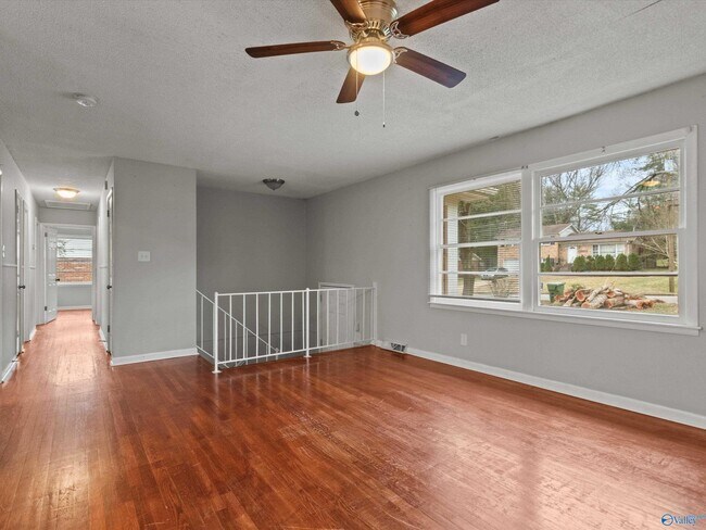 Building Photo - 3912 NW Neptune Dr