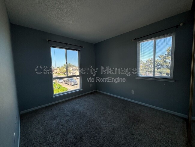 Building Photo - 1252 Marionola Way