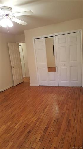 Building Photo - 7 E Lawrence Park Dr E