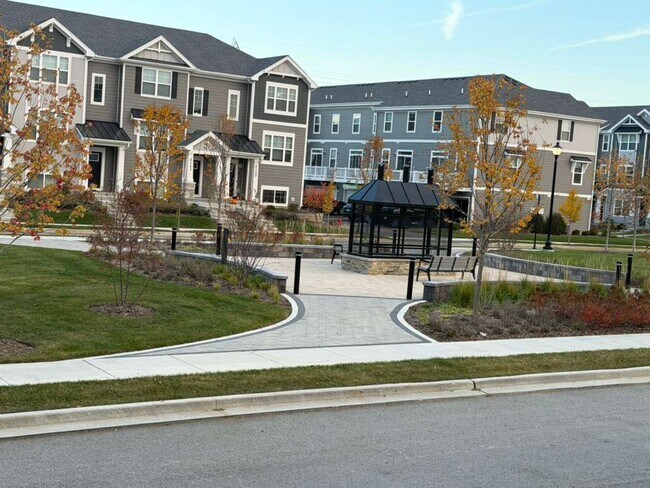 Building Photo - 2016 Yellowstone Blvd