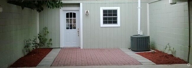 Building Photo - 900 Brotherhood Rd