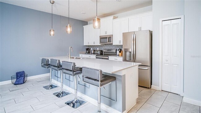 Building Photo - 8919 Stinger Dr
