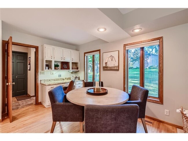Building Photo - 3200 Frear Dr