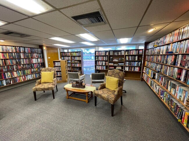 Building Photo - 1225 NW 21st St