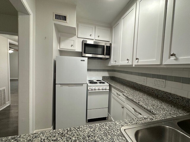 Building Photo - 3400 Timmons Ln