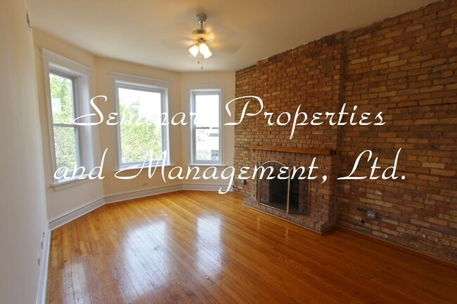 Interior Photo - 1415-1417 W Addison St