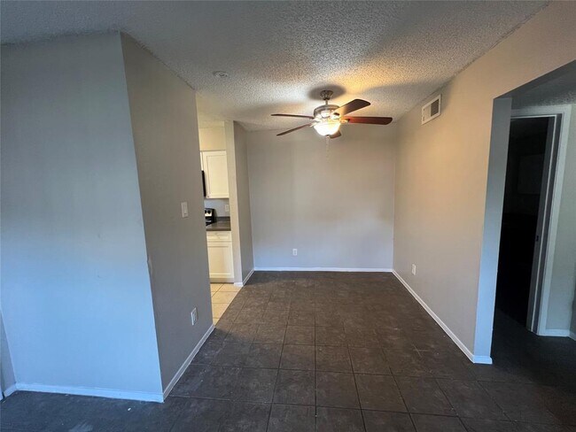 Building Photo - 12615 Brookglade Cir