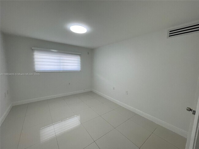 Building Photo - 7012 NW 179th St