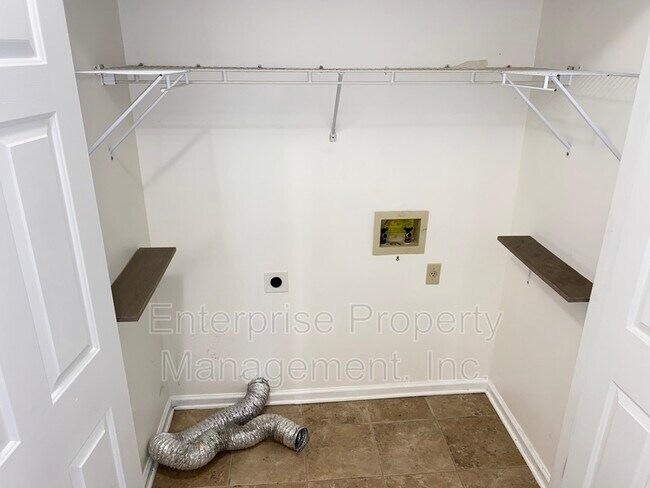 Building Photo - 7125 Showboat Ln
