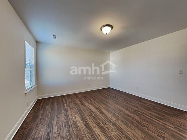 Building Photo - 4869 Chutney Dr