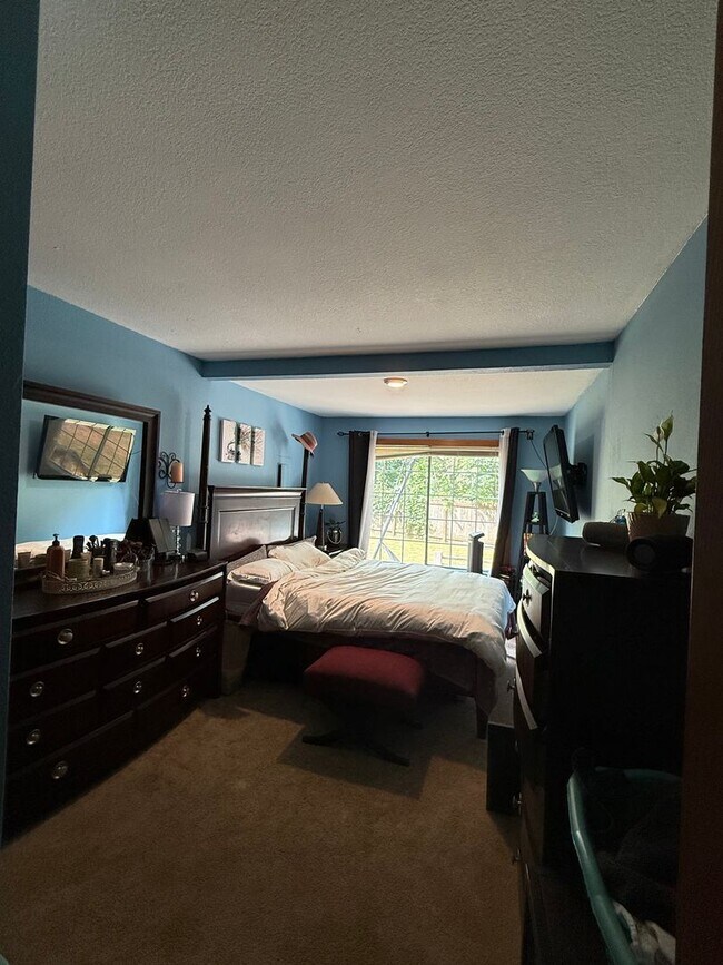 Building Photo - Charming 2 Bedroom Home in Granite Falls