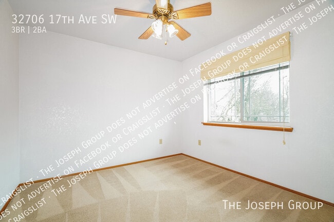 Building Photo - 32706 17th Ave SW