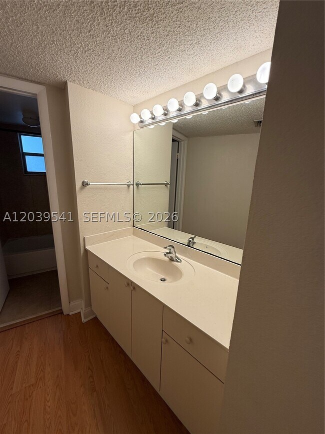 Building Photo - 4205 N University Dr