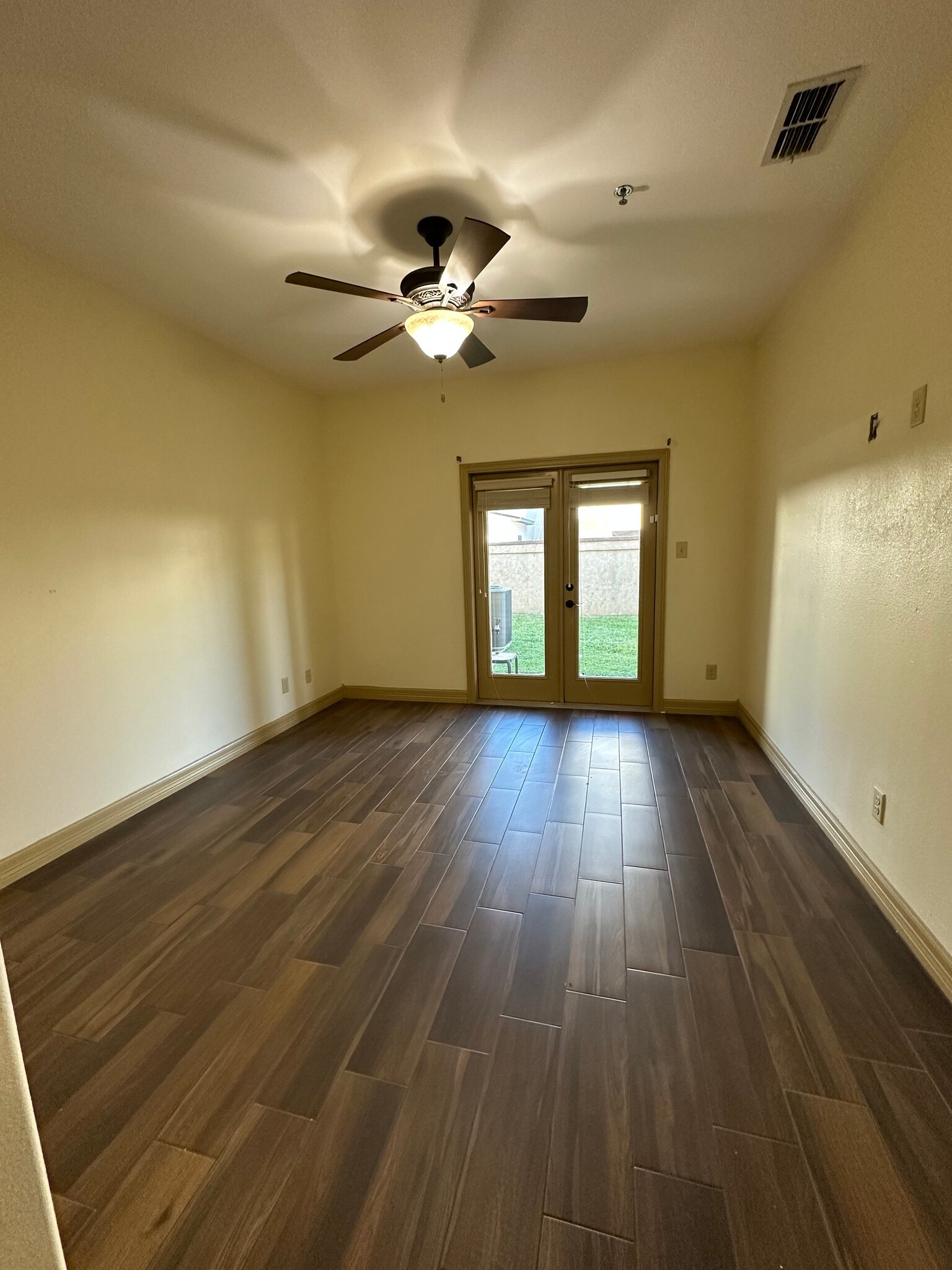 Building Photo - 8216 Casa Verde Rd