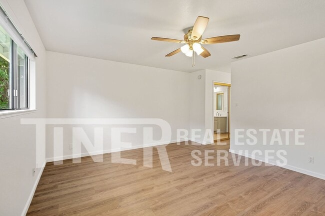 Building Photo - 5100 Turnsberry Ct