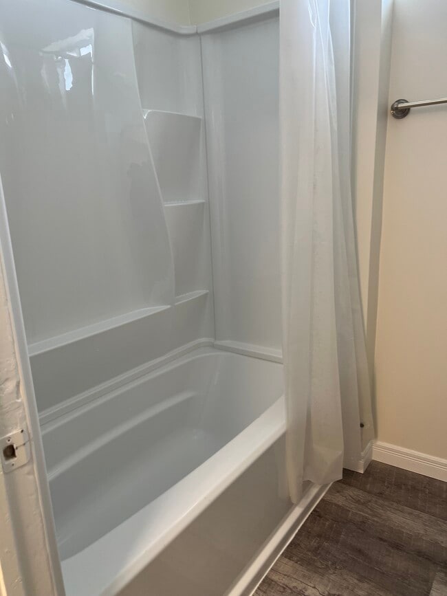 Building Photo - 4417 Avalon Blvd