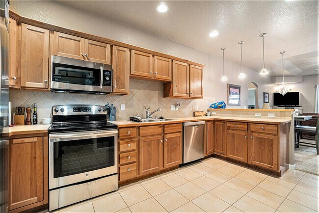 Building Photo - 2177 Cape Hatteras Dr