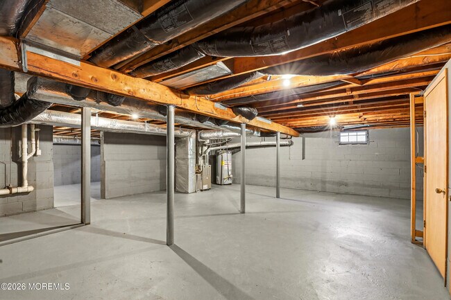 Building Photo - 331 Gordons Corner Rd