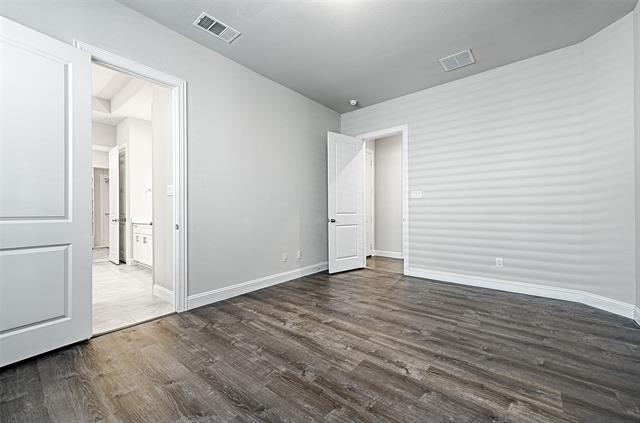 Building Photo - 4200 Del Rey Ave