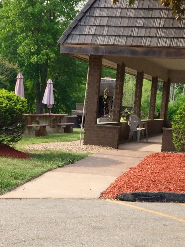 Building Photo - 30 Stony Brook Dr