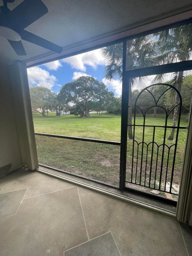 Building Photo - 3355 Jaywood Terrace