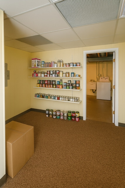 Building Photo - 510 Longfellow Dr