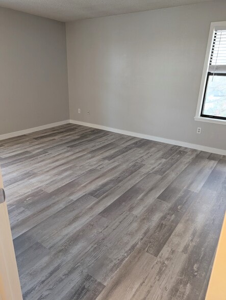 Primary Bedroom-New Flooring - 14438 E 1st Dr