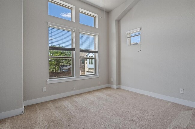 Building Photo - 9301 Cardinals Nest Ln