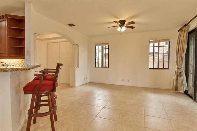 Building Photo - 2707 Center Ct Dr