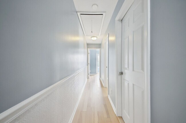 Building Photo - 259 Pine St