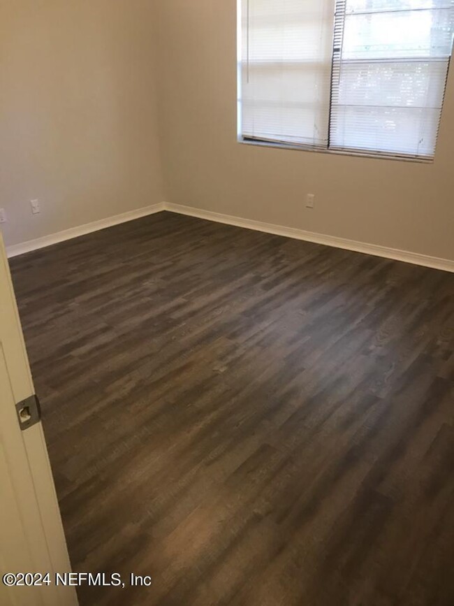 Building Photo - 466 Lombard St