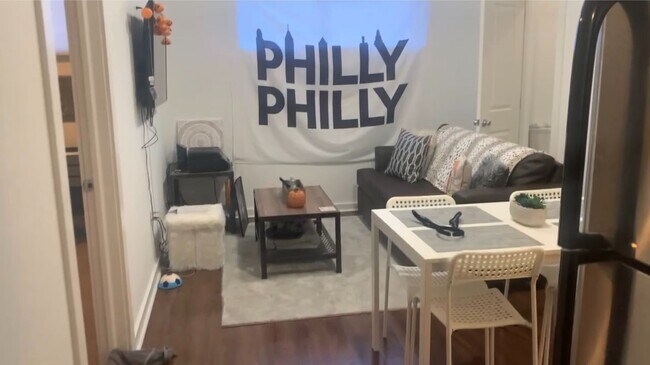 Building Photo - 1536 N. Carlisle