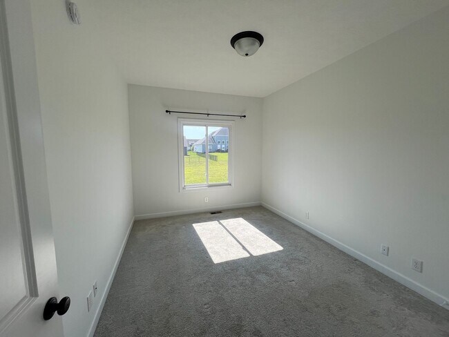 Building Photo - Luxury Custom-Built 6 Bedroom Home in West Lafayette with Finished Basement & Designer Features