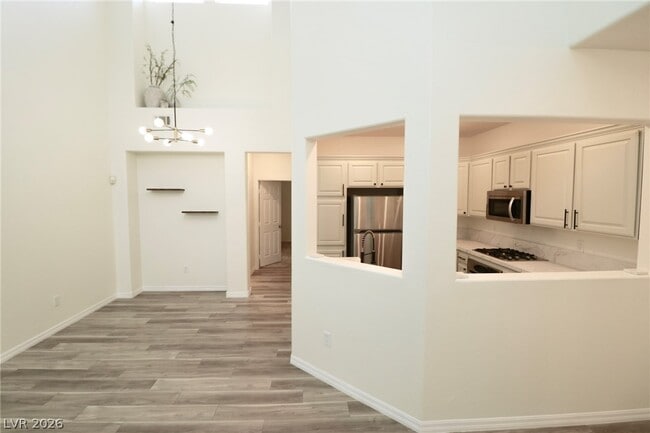 Building Photo - 1510 Plaza Centre Dr