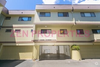 Building Photo - 3 bdrm/ 2.5 bath townhome for rent at Neho...